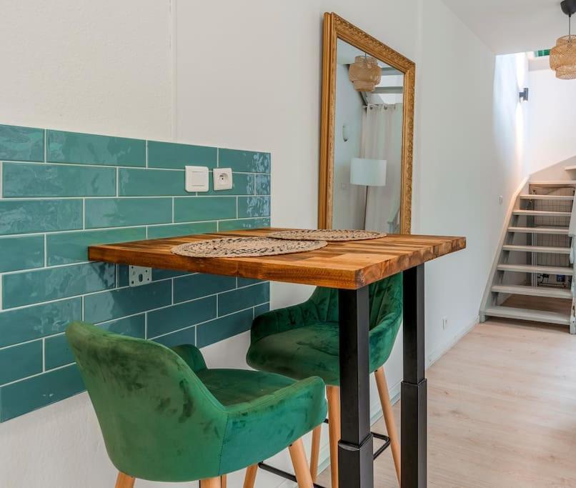Petit Loft Du Faubourg National Apartment *